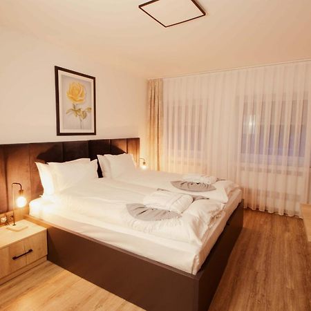 Haven Hotels - Hotel Dona برجيش جلادباخ المظهر الخارجي الصورة