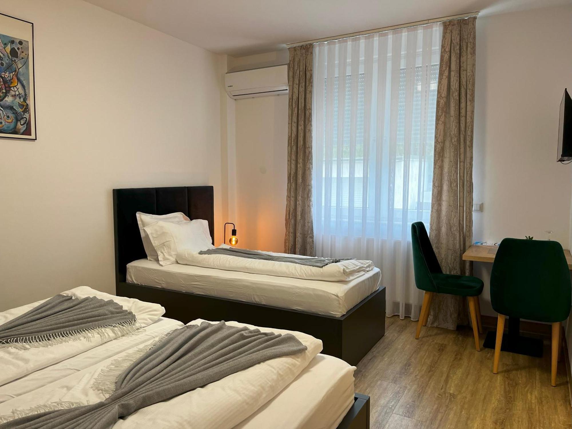 Haven Hotels - Hotel Dona برجيش جلادباخ المظهر الخارجي الصورة