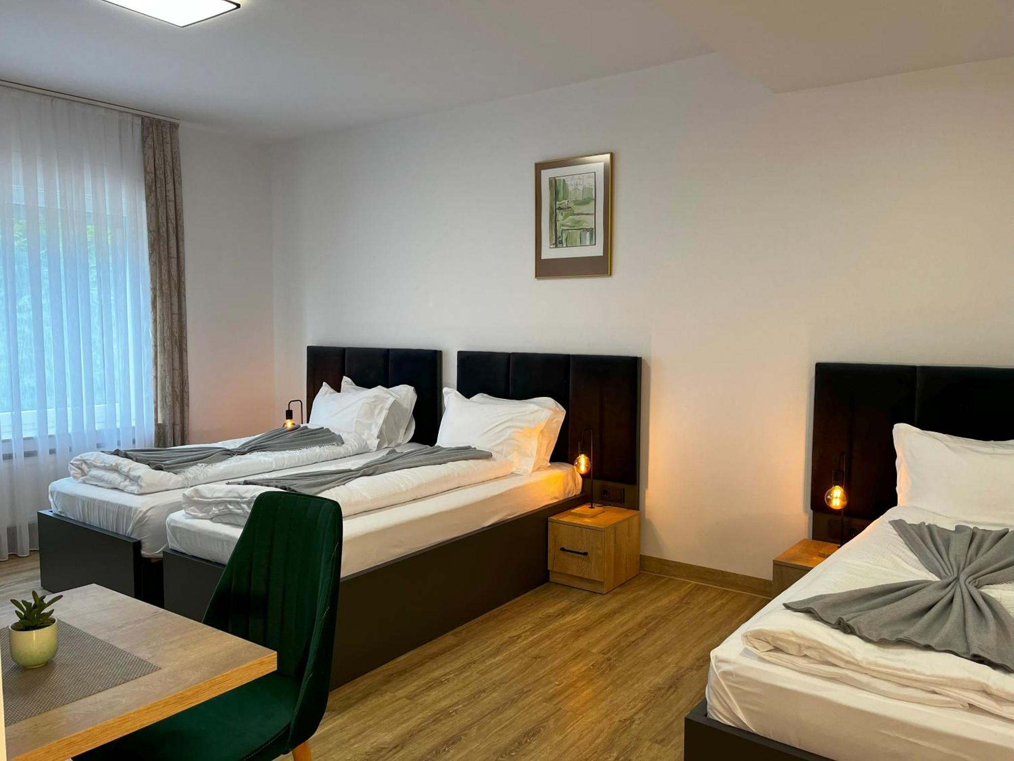 Haven Hotels - Hotel Dona برجيش جلادباخ المظهر الخارجي الصورة