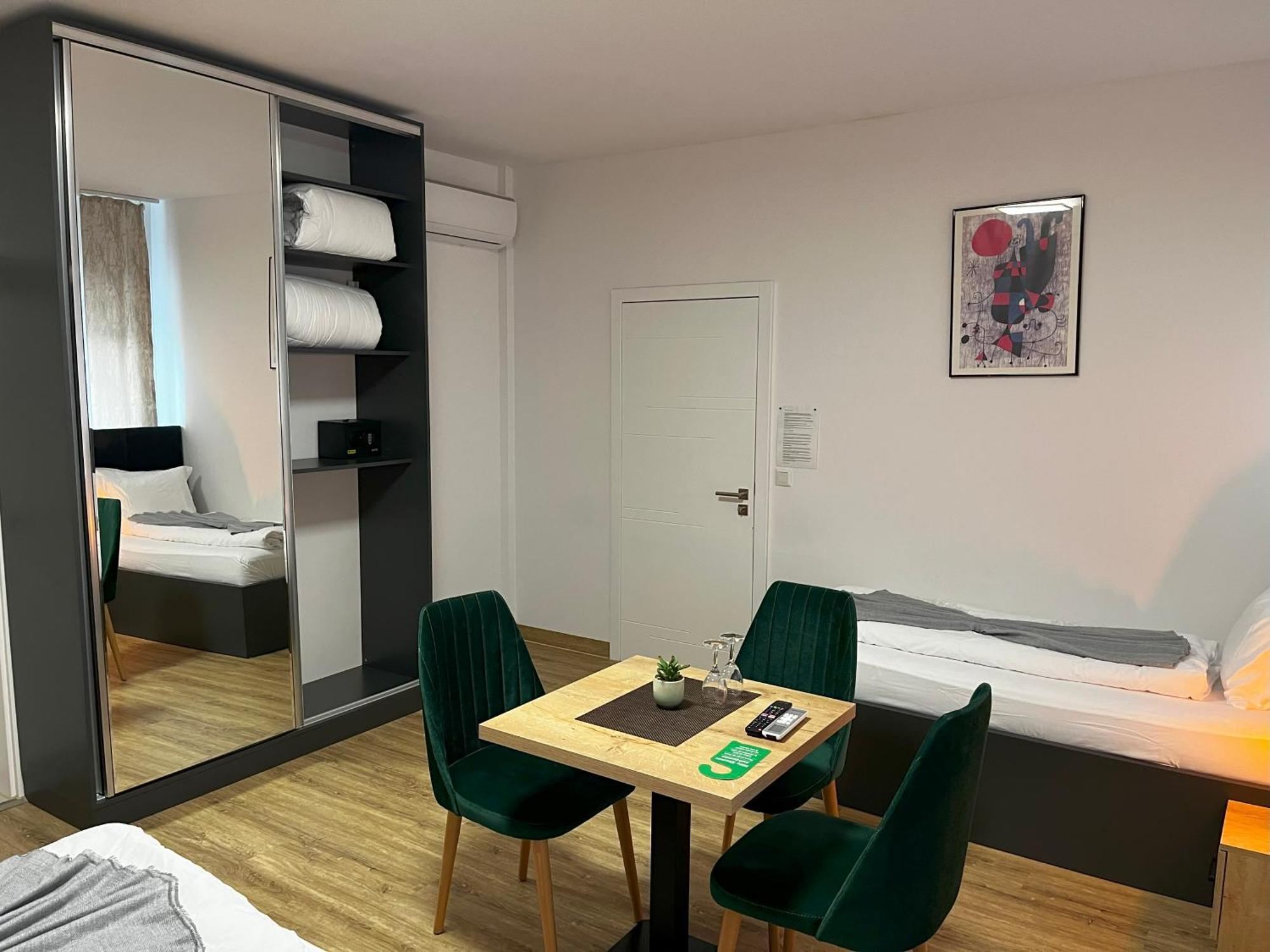 Haven Hotels - Hotel Dona برجيش جلادباخ المظهر الخارجي الصورة