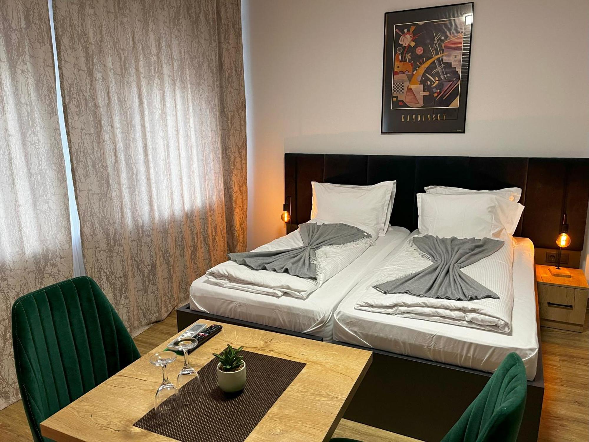 Haven Hotels - Hotel Dona برجيش جلادباخ المظهر الخارجي الصورة